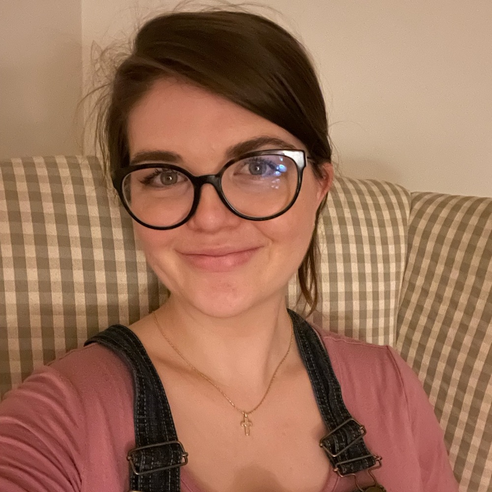 Meet your Posher, Anna